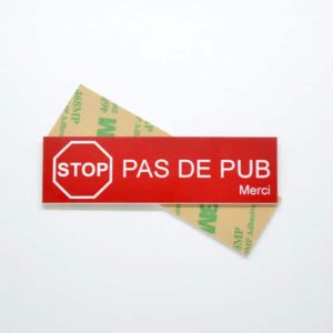 plaque-gravee-stop-pub-pas-de-pub-autocollant